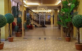 Grand Suites Hotel